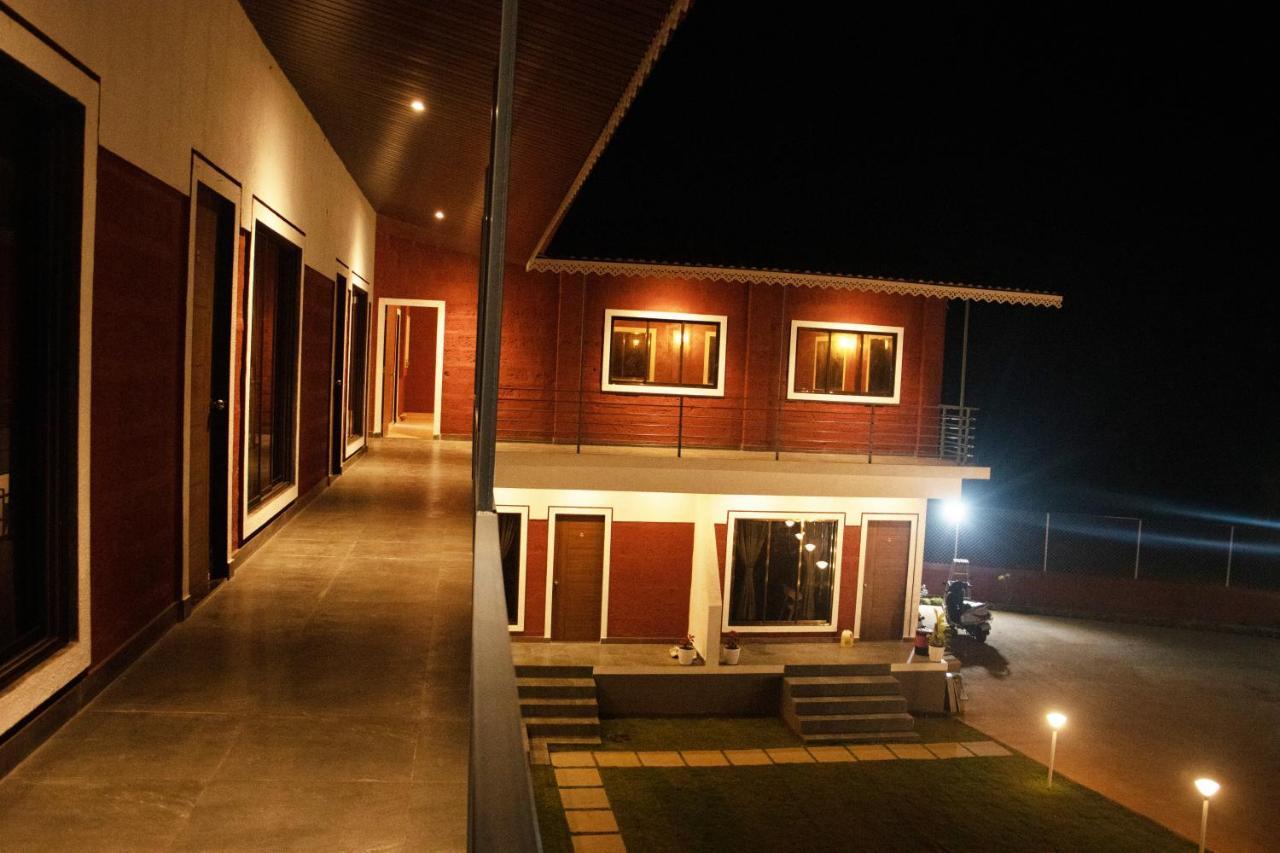 Sk Resort Alībāg Exterior photo